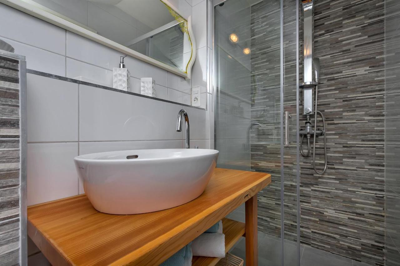 Apartman Montana, Town Centre Makarska Exterior photo